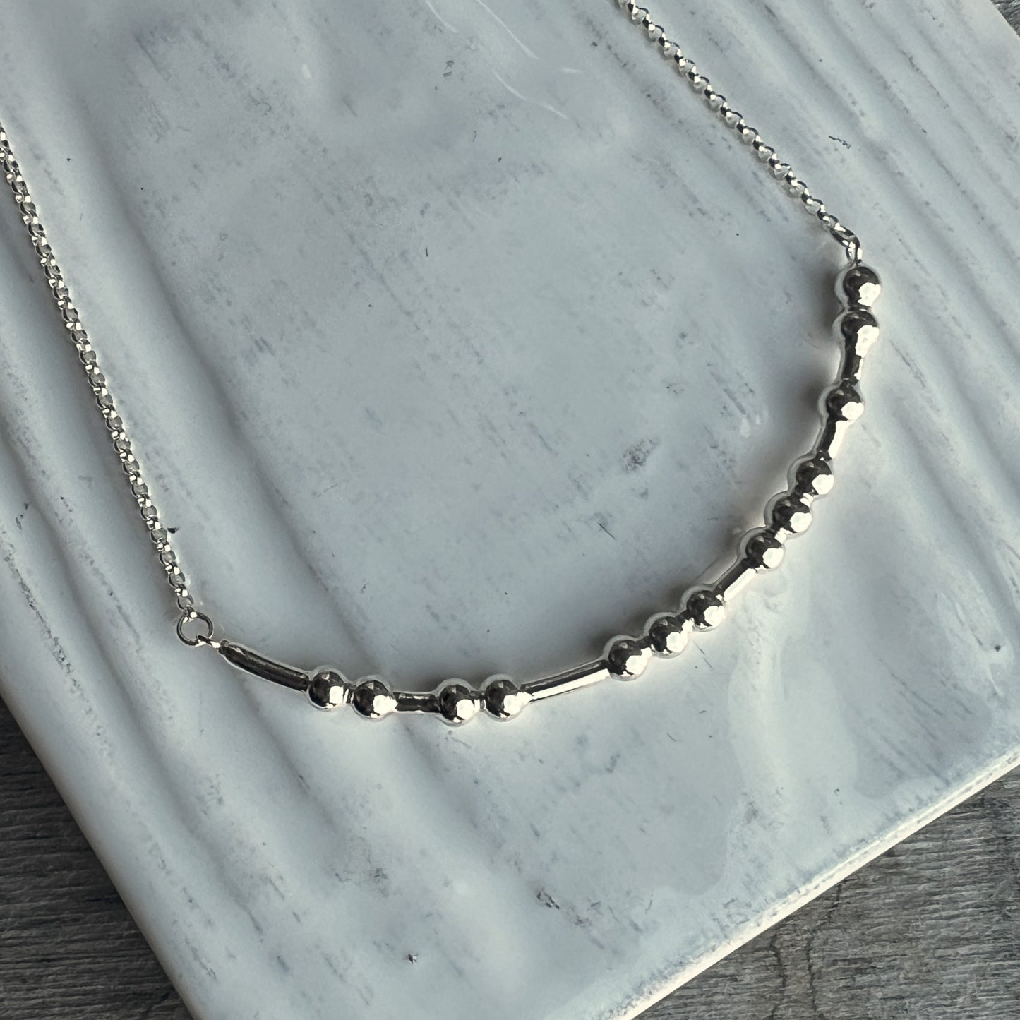 Collier de code TANTE Morse