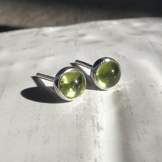 Women's Peridot Stud Earrings in Silver